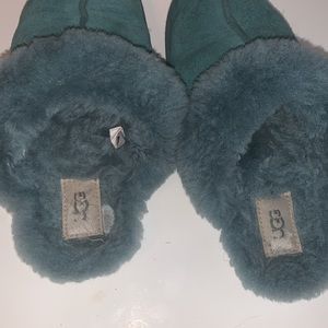 Ugg house slippers